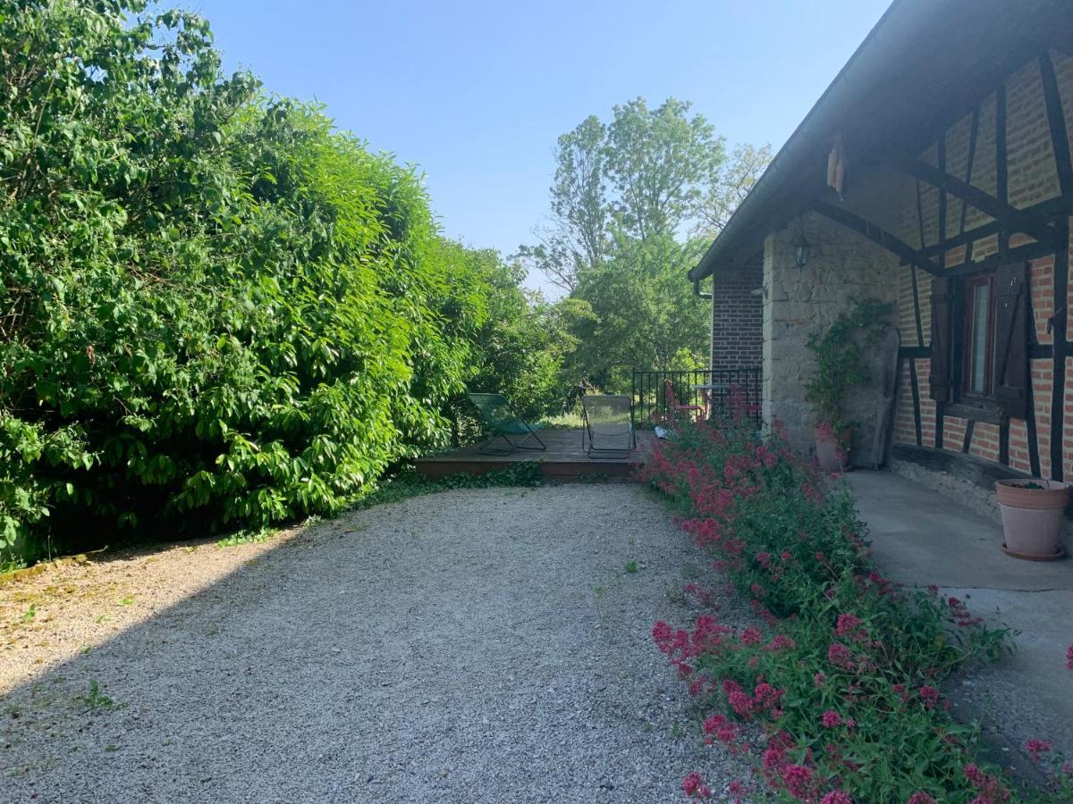 Bed and Breakfast La Ferme D'Aristide Saillenard Экстерьер фото